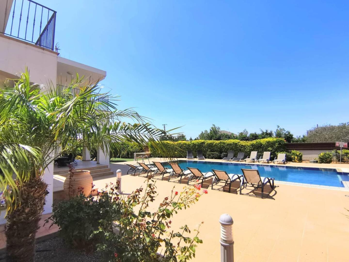 Orchard Blossom Private Villa With Pool Phrenaros Exterior foto