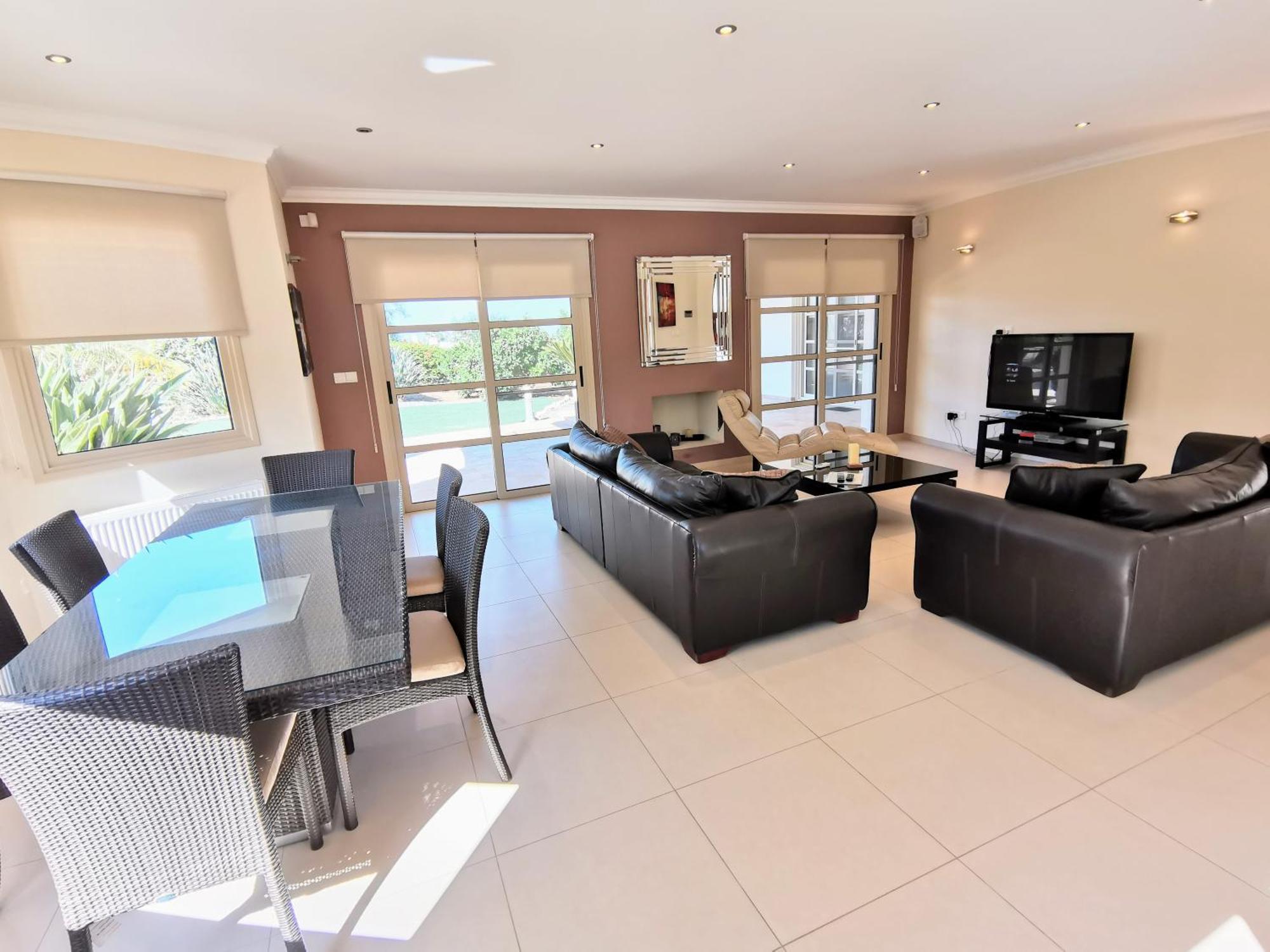 Orchard Blossom Private Villa With Pool Phrenaros Exterior foto